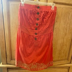 Orange strapless top